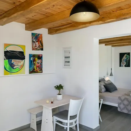 Restia Seaside Ii, 50m From Megas Gialos Lejlighed